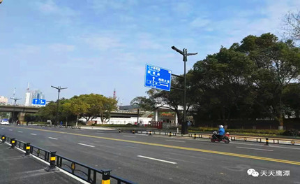 鷹潭首條智慧大道上這些智慧路燈，是怎樣使用“三頭六臂”的？