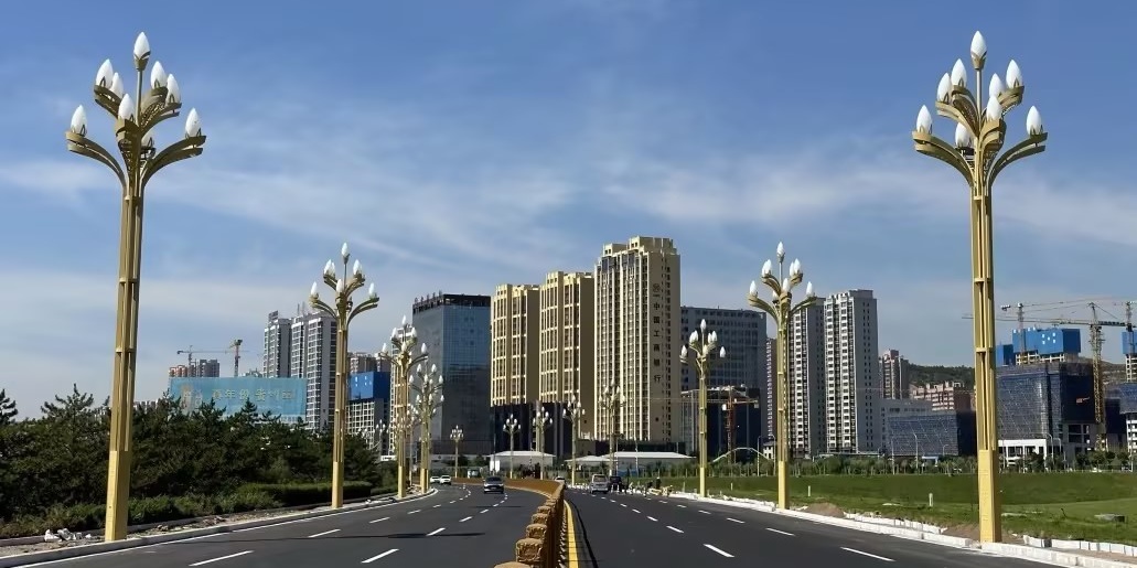 陜西榆林 | 玉蘭燈映府谷，黃河路上璀璨生輝