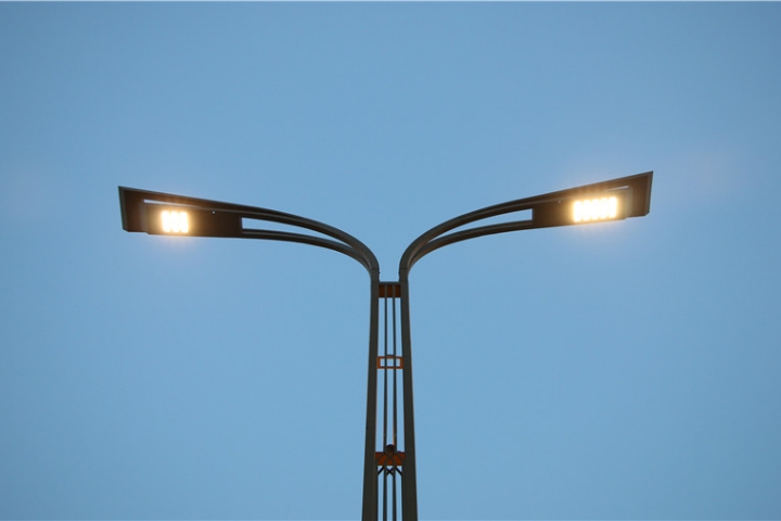 作為中國(guó)道路照明領(lǐng)域第一家也是唯一一家主板上市企業(yè)，華體科技整合自身優(yōu)勢(shì)，利用5G、Ai算法、邊緣計(jì)算等創(chuàng)新技術(shù)
